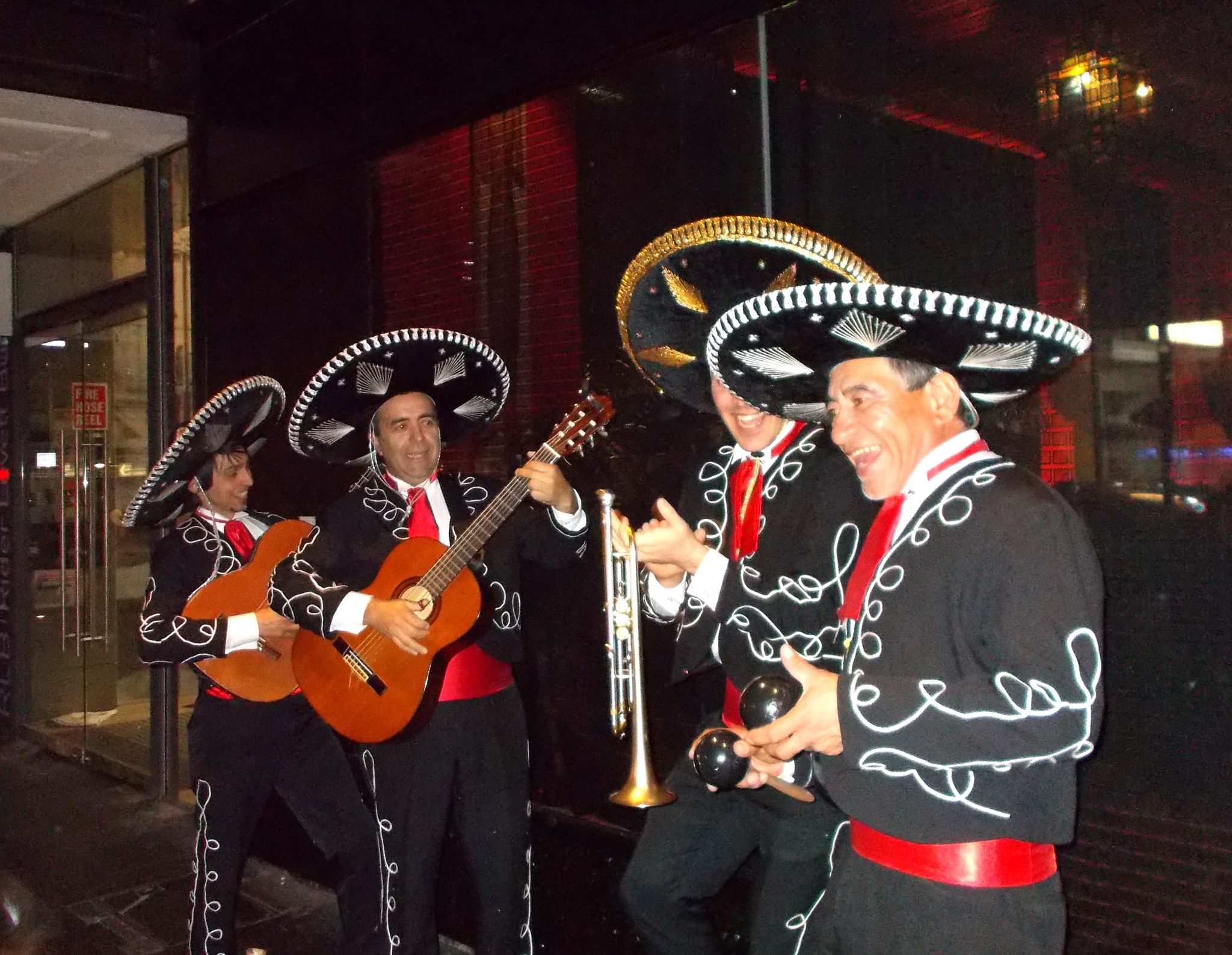 3 amigos mariachi band adelaide australia casablabla